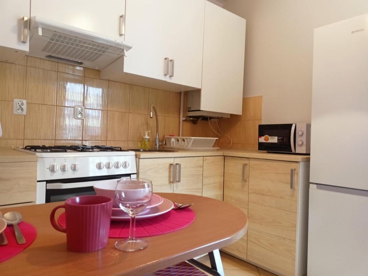 Apartament Malinowy Swietoduska 12 Lublin Exteriör bild